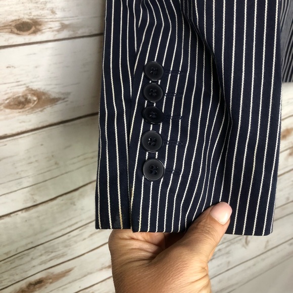 Tahari Blue & White Pinstriped Blazer/Jacket - Picture 5 of 8